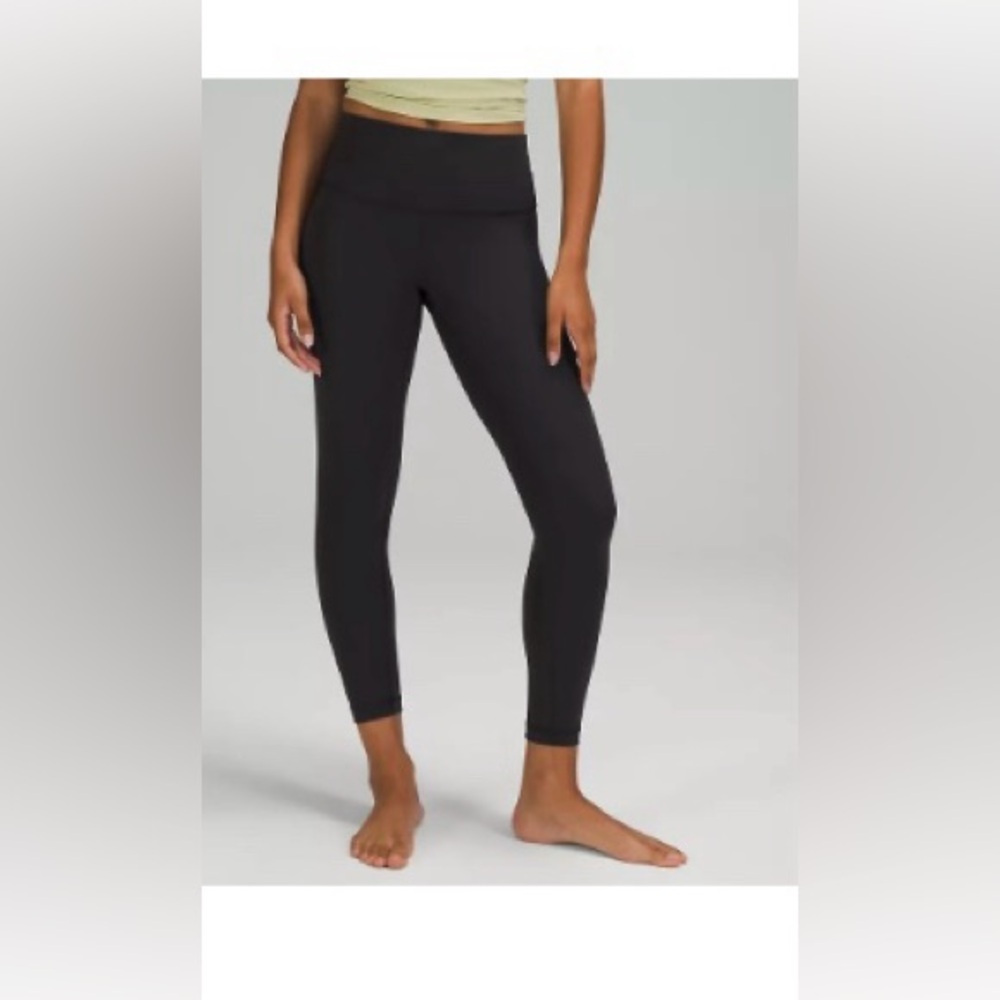 Black Lululemon Wundertights 12 EUC